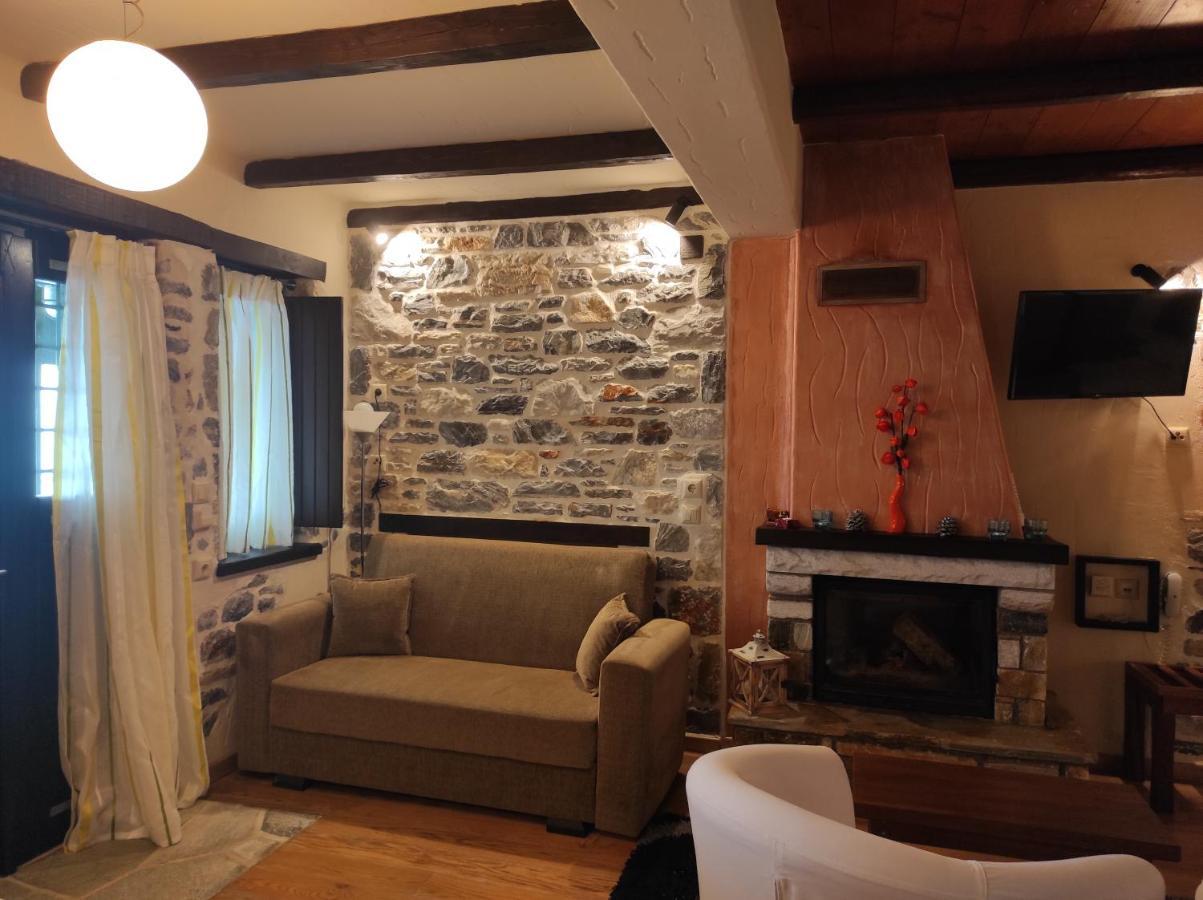 Prasino - Galazio Aparthotel Mouresi Bagian luar foto