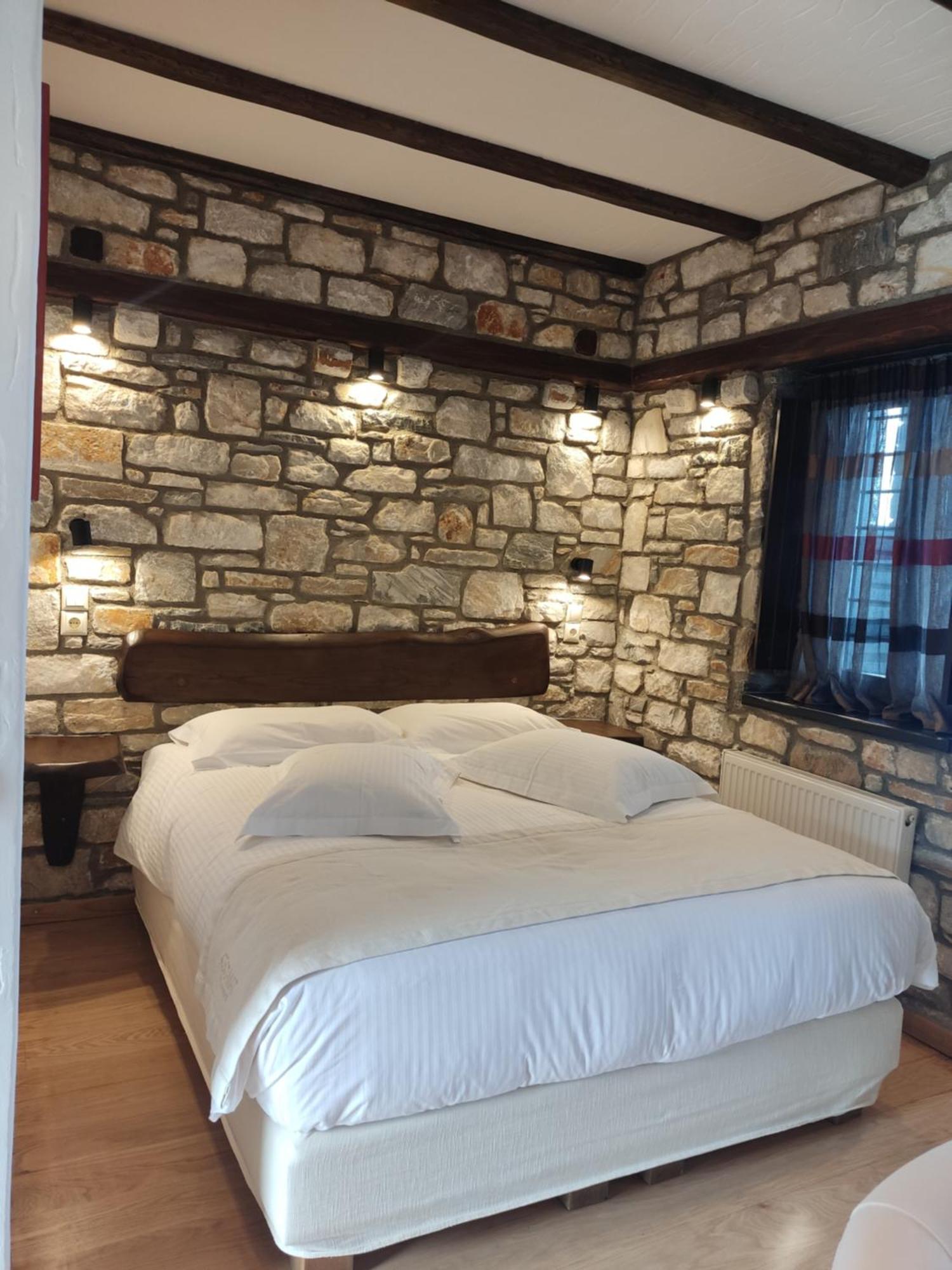 Prasino - Galazio Aparthotel Mouresi Bagian luar foto