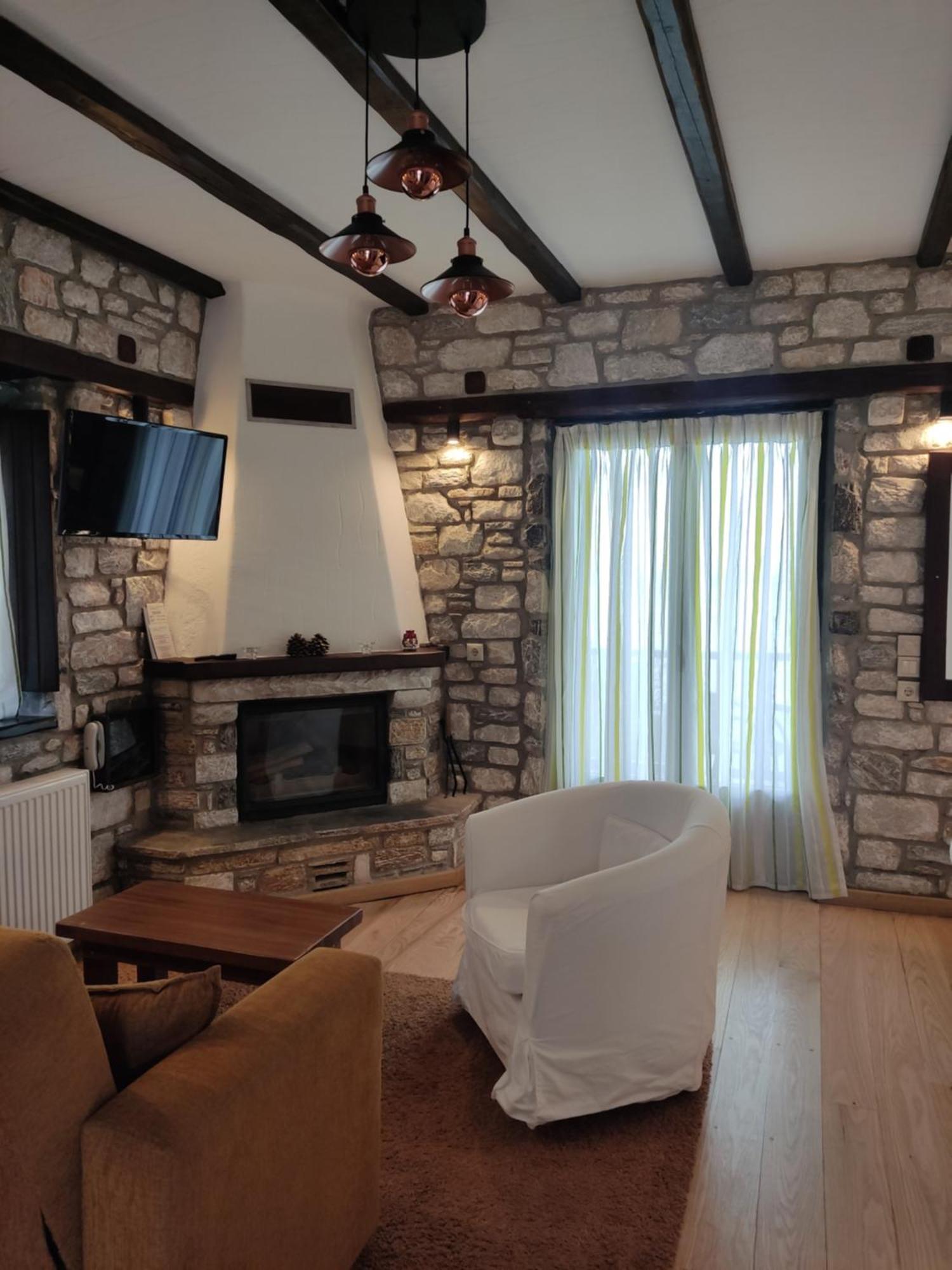 Prasino - Galazio Aparthotel Mouresi Bagian luar foto