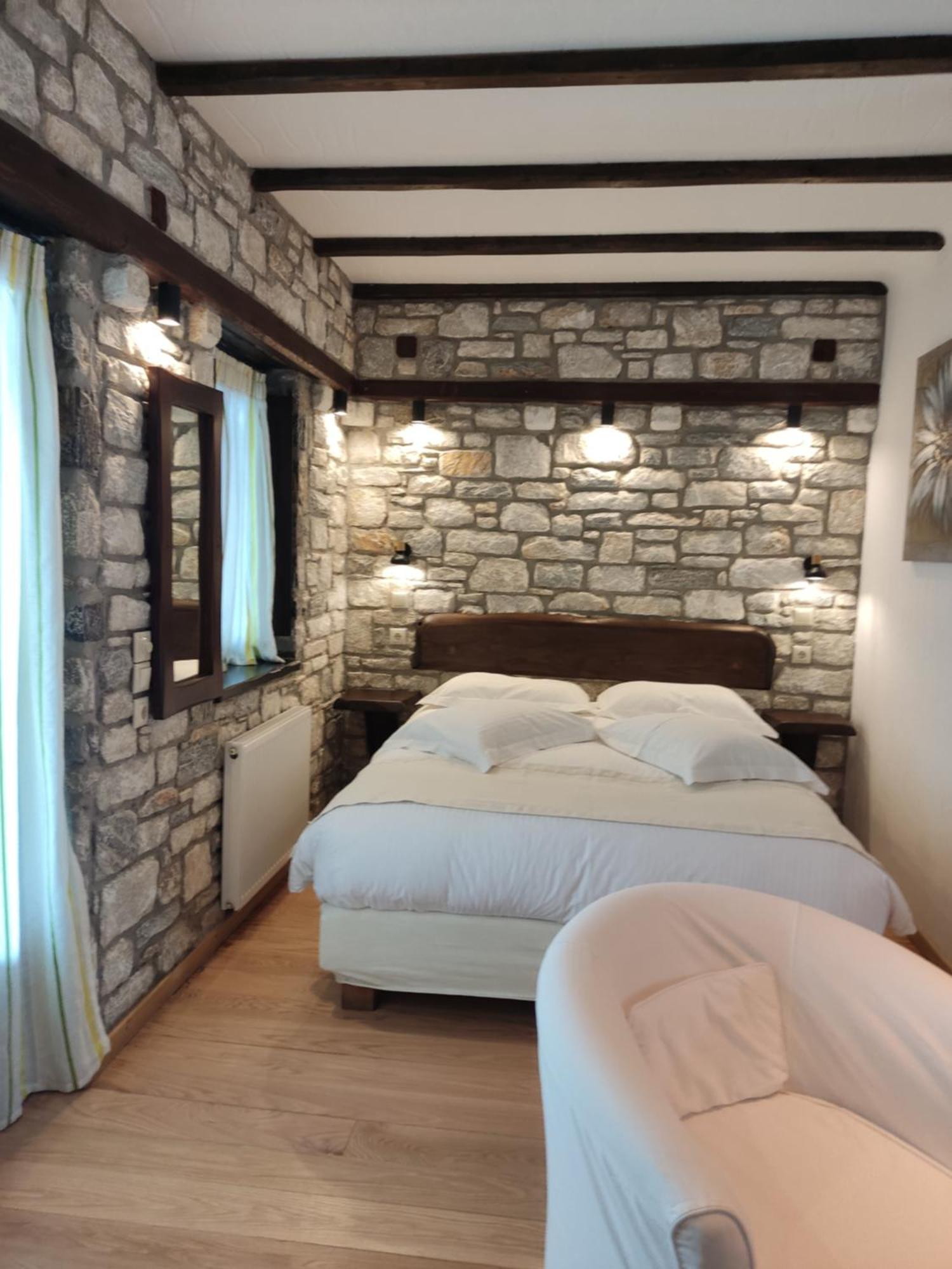 Prasino - Galazio Aparthotel Mouresi Bagian luar foto